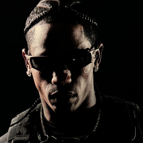 Travis Scott assume cargo criativo na Oakley parceria que promete revolucionar o estilo